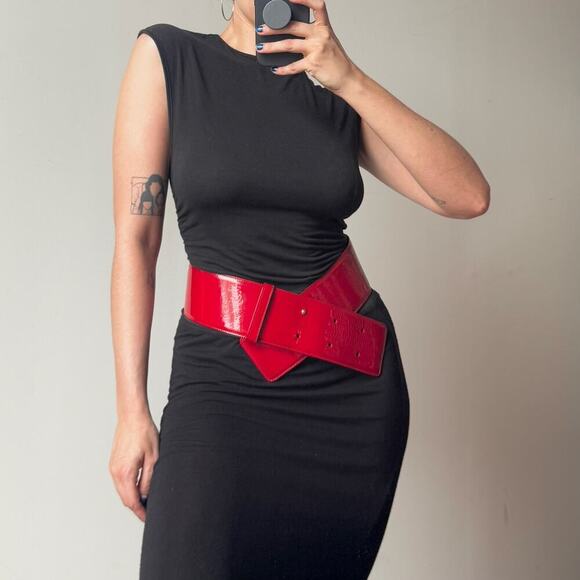 Vintage 80s Style MATTHEW WILLIAMSON Red Patent Leather Wide Glam Belt - Picture 1 of 6